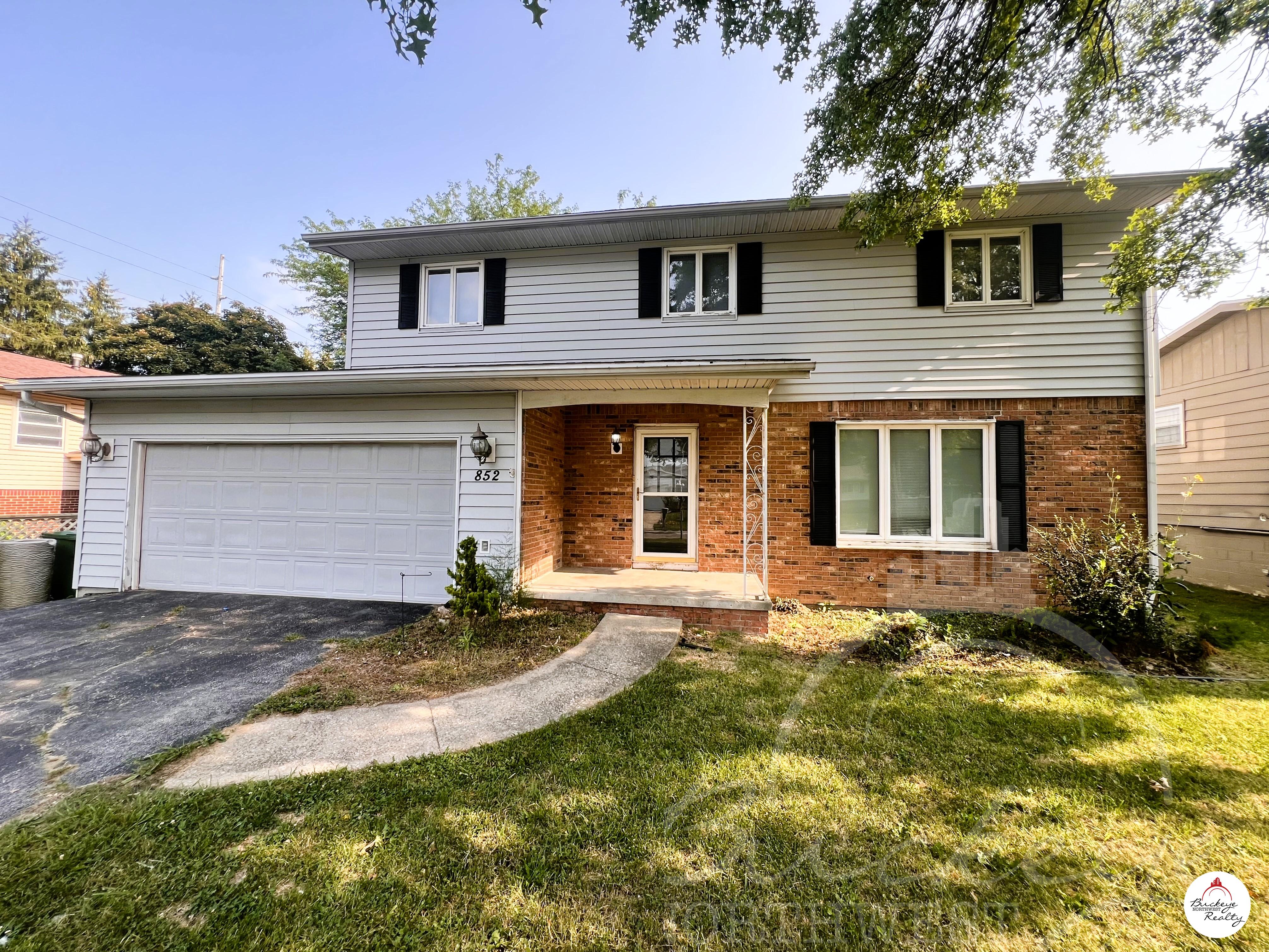 852 Standish Dr  Bowling Green, OH